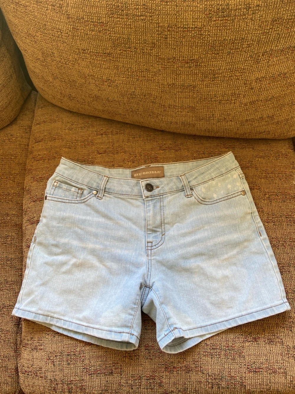 Women’s Bit & Bridle Shorts, Western Wear, Light Wash, Snowflake Pattern, Size 6